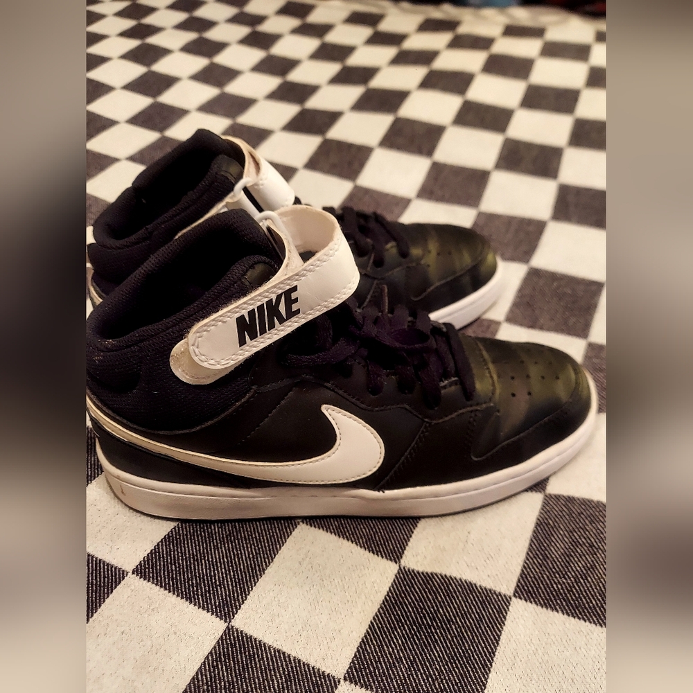 Black & White Nike hightops